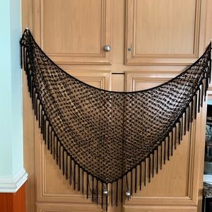 Black shawl